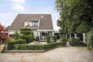 Glazenmakershof 34, Angeren
