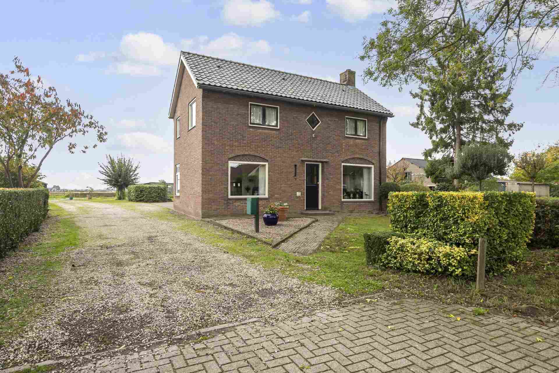 Kampsestraat 9, Angeren